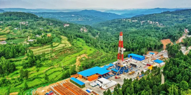 97.8%，成了公認(rèn)的“節(jié)水標(biāo)四川頁(yè)巖氣項(xiàng)目部重復(fù)利用壓裂返排液36.36萬(wàn)立方米，利用率達(dá)兵”